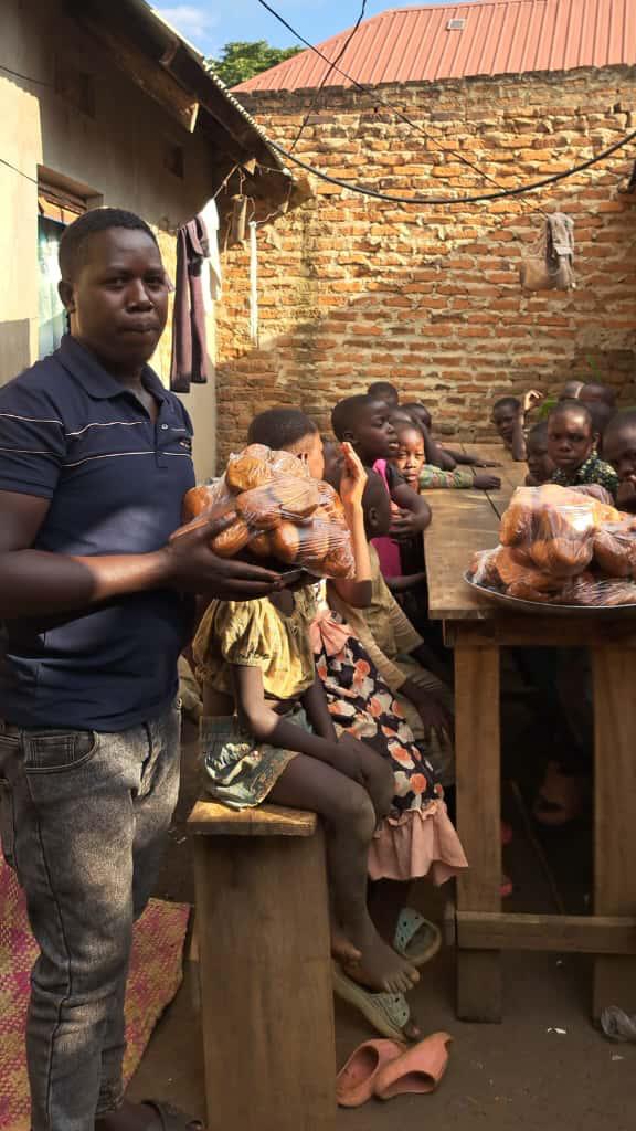 Bread distribution